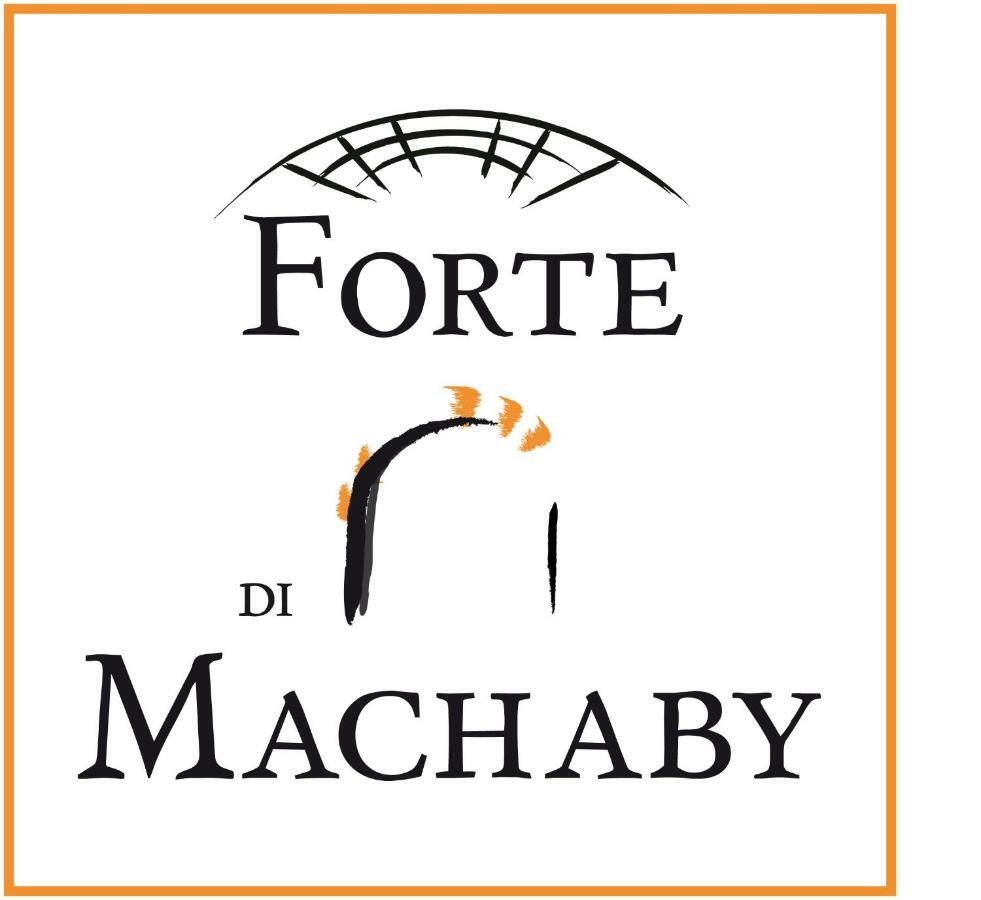 아르나드 Forte Di Machaby 호스텔 외부 사진